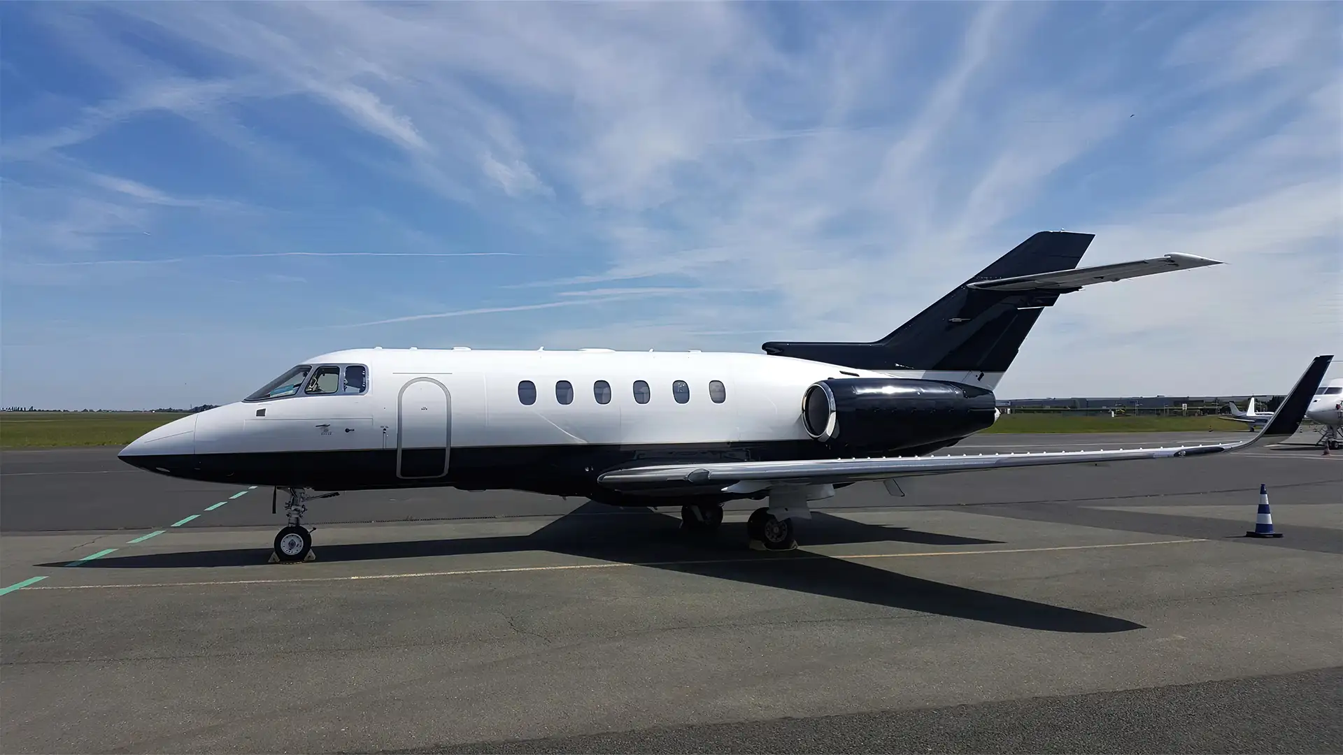 Hawker900.webp